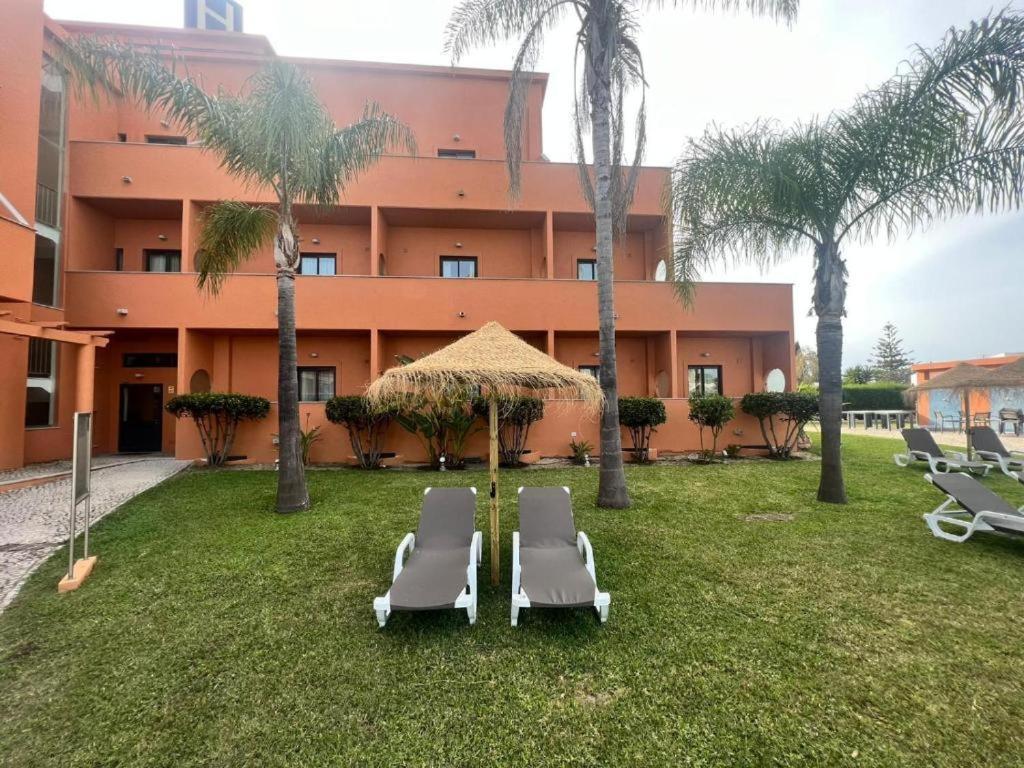 Hotel Praia Sol Quarteira Exterior photo