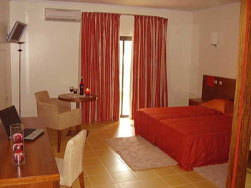 Hotel Praia Sol Quarteira Exterior photo